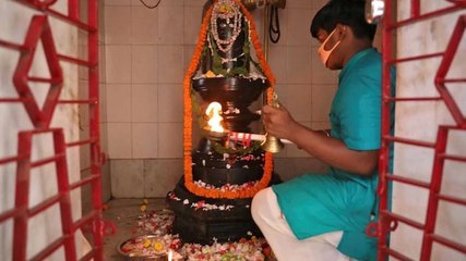 Should places of worship reopen ahead of festive season?