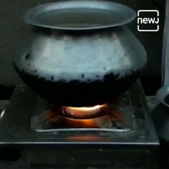 Methane Flows Out From Tubewell Becomes Cooking Gas In Midnapore