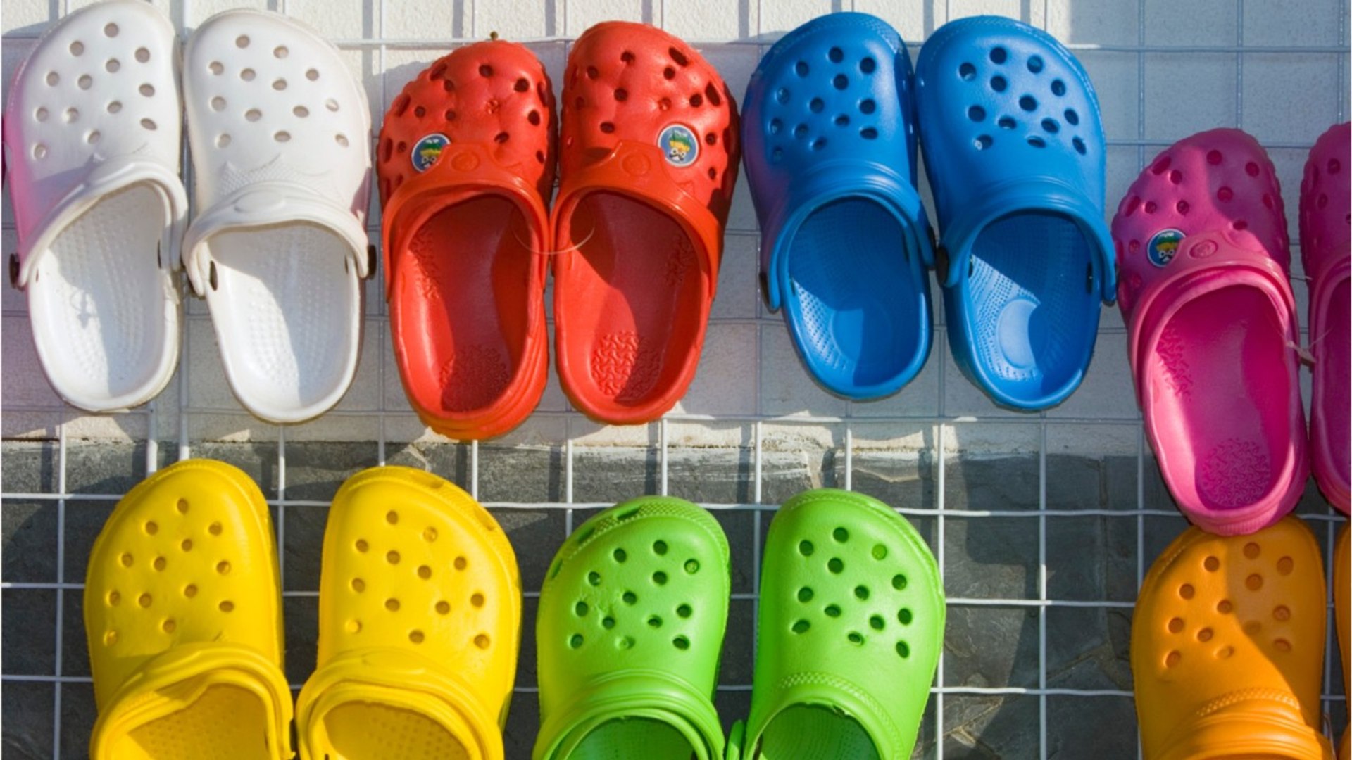 Justin Bieber Launches New Crocs Line - video Dailymotion