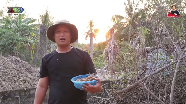 Chảy nước miếng với Khô cá đuối giòn giòn sật sật chấm mắm me và bánh khoai mì giữa trưa hè nóng bức