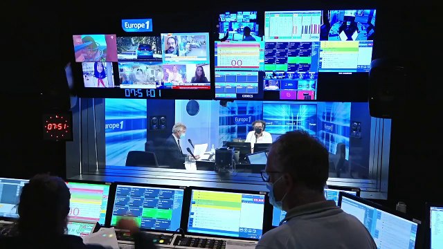 Sanitaire, économique, sociale et insécurité : le carré diabolique des crises qu'Emmanuel Macron doit gérer