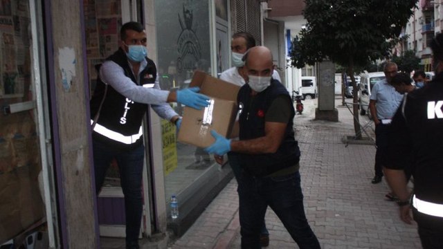 Sahte alkolü kargoyla gönderen şebekeye operasyon: 3 gözaltı, 800 litre sahte alkol
