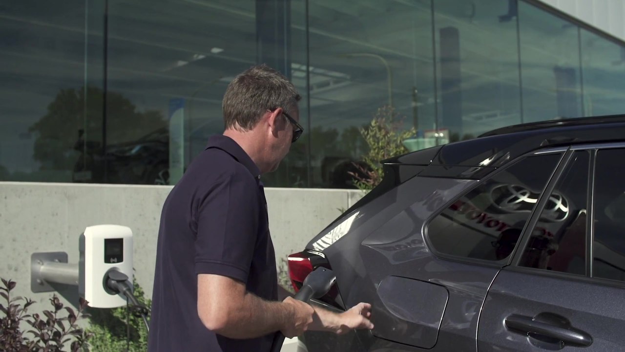 Toyota RAV4 Plug-in Hybrid bequemer Laden