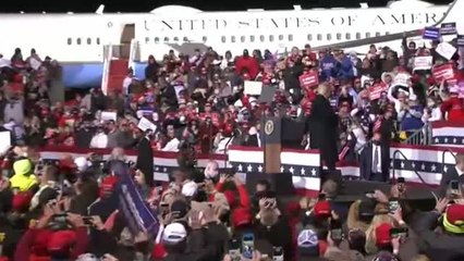 Trump sigue insistiendo en su inmunidad frente al coronavirus