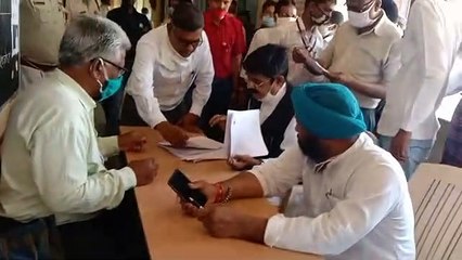 सुवासरा विधानसभा से भाजपा प्रत्याशी हरदीप सिंह डंग ने अपना नामांकन दाखिल किया