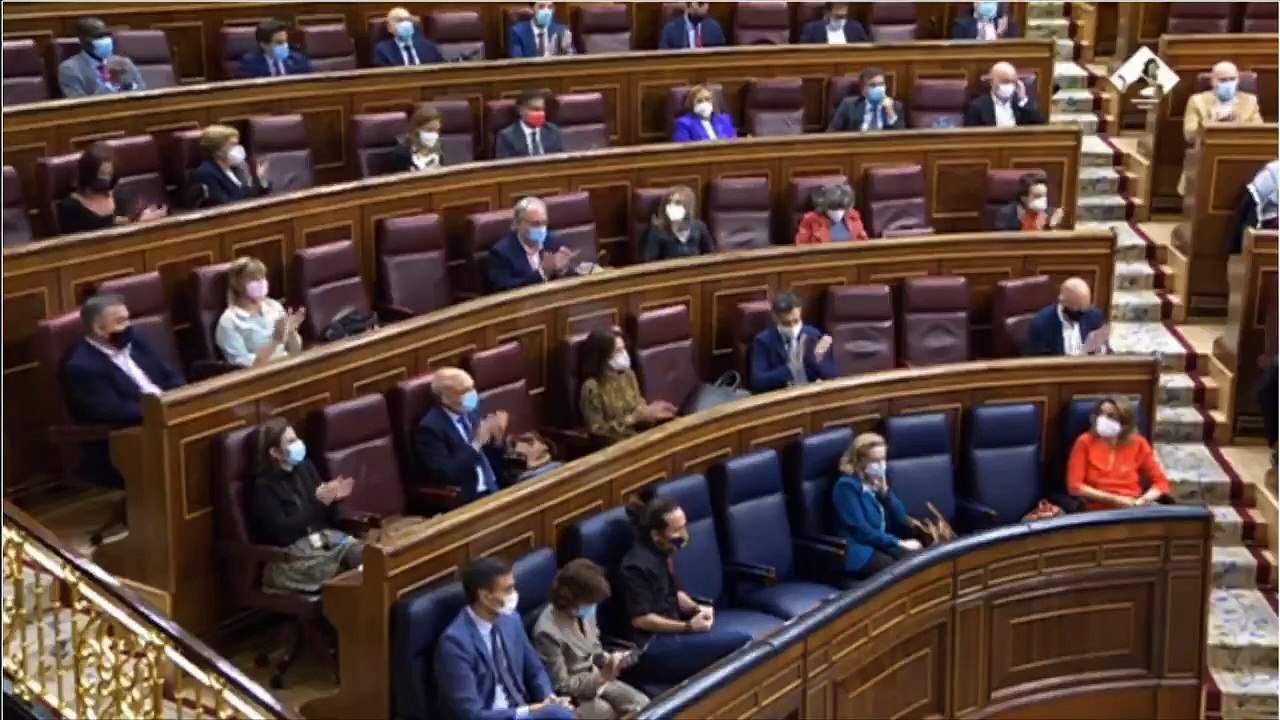 Macarena Olona, a Iglesias: "Usted es un auténtico matón. Usted no me engaña, ni engaña a Vox. Le puedo asegurar que ni ese tono contenido, ni ese moño, podrán esconder al auténtico 'Coletas'"