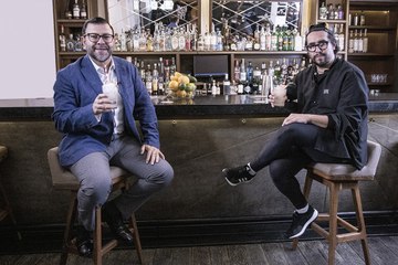 Jon Black te dice cómo prepararte para el futuro | Bar Emprende