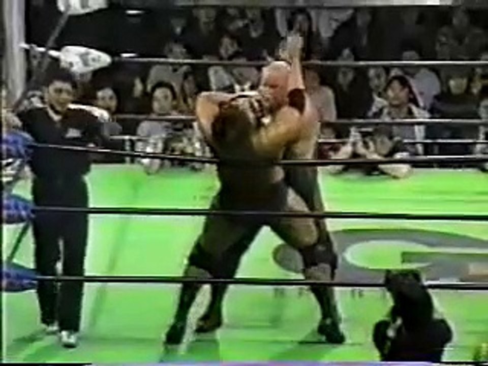 Vader vs. Takeshi Morishima (NOAH Encountering Navigation 2002 - Day 1)