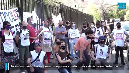 Docentes disidentes reclamaron mejores condiciones salariales en Gobernación