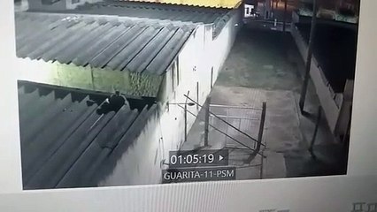 Vídeo mostra momento em que detentos fogem da Papuda