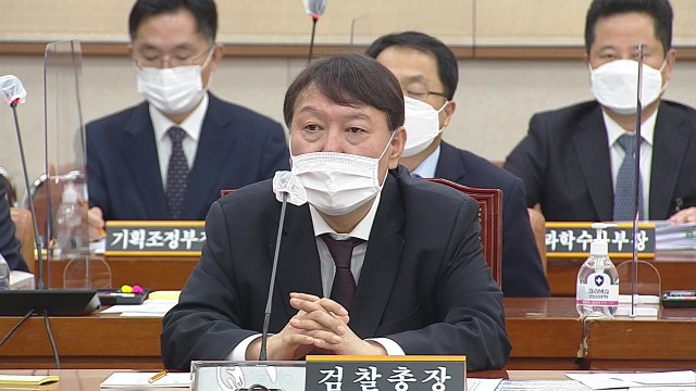 [뉴있저] 윤석열, 라임 로비 의혹 '설전'... 법무부 장관 부하 아냐 발언 논란 / YTN