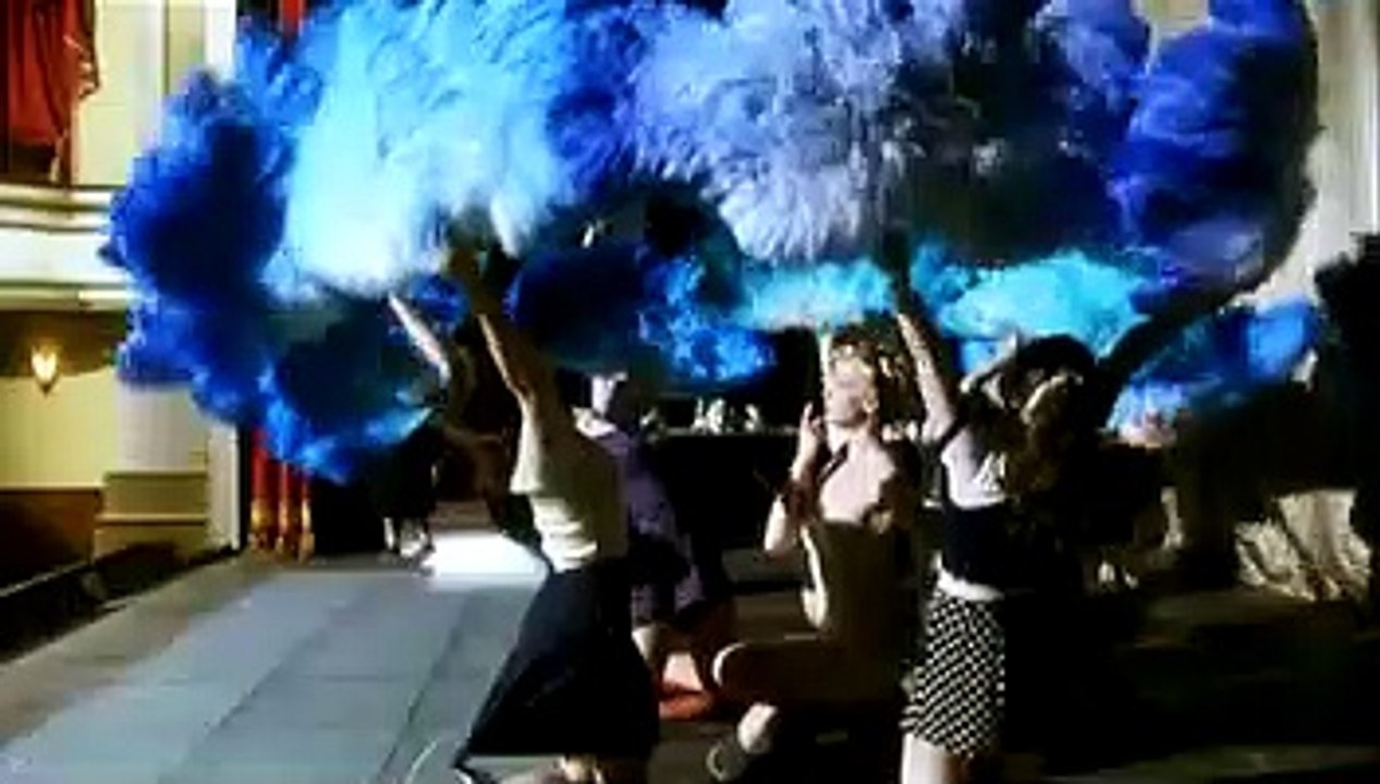 Lady Henderson präsentiert Trailer (2006)