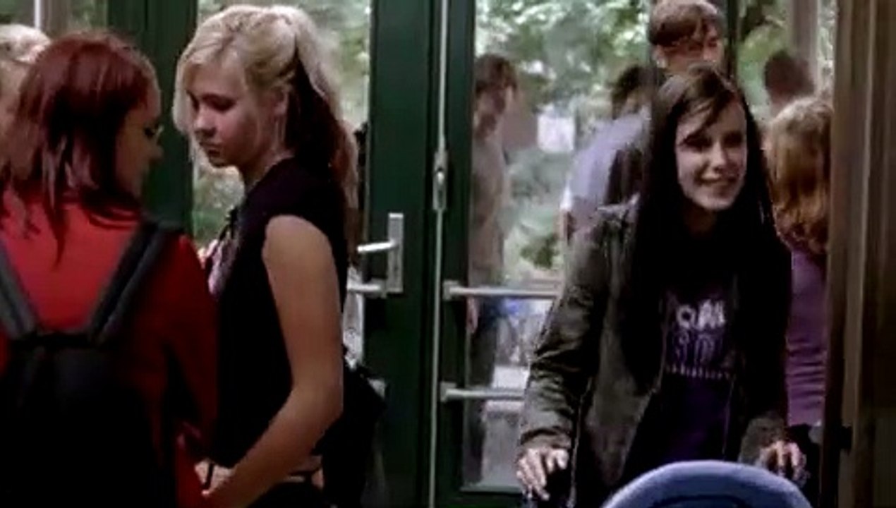 Lucy trailer (2006)