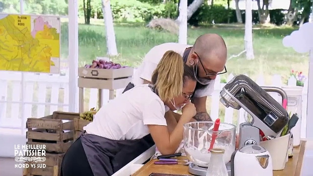 Elodie se blesse en pleine épreuve dans "Le Meilleur Pâtissier", sur M6