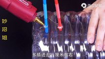 【Waste utilization-plastic bucket】空油桶不要扔，在上面插两根吸管，放在阳台上，全家人都要抢着用