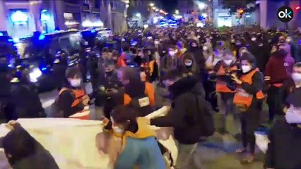 Las calles de Barcelona vuelven a convertirse en un polvorín en el aniversario de la sentencia del Procès