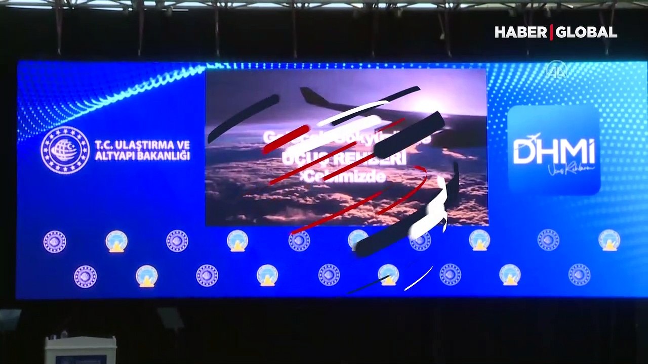 Bakan Karaismailoğlu açıkladı! 'Uçuş Rehberim' ile yolculara 2 GB ücretsiz internet verilecek