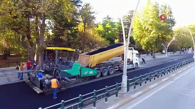 Tokat’ta 24 yıllık asfalt yol yenileniyor