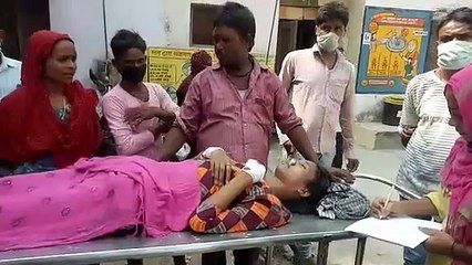 पैसों के लालच में चलती बाइक पति ने पत्नी को दिया धक्का, हुई मौत