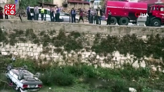 Kontrolden çıkan otomobil dereye uçtu: 2 yaralı