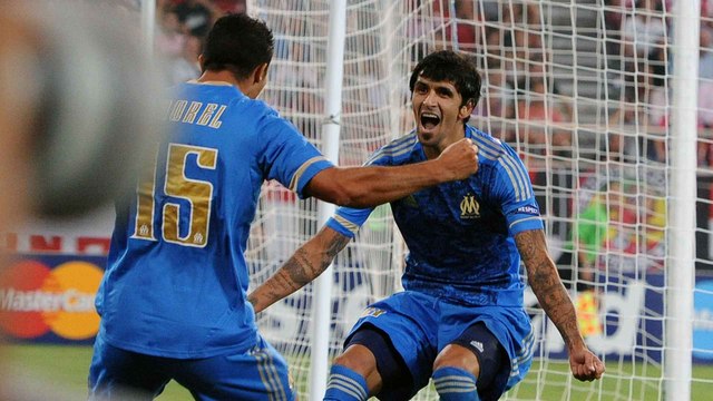 Olympiakos – OM : Le but de Lucho Gonzalez en 2011-12