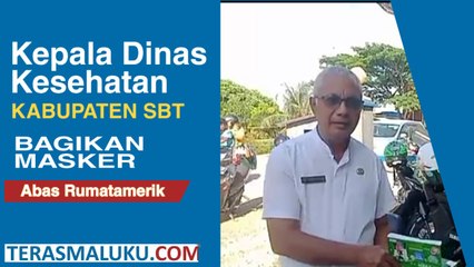 Lihat Warga Tak Pakai Masker, Kadis Kesehatan SBT Bagi Masker Gratis