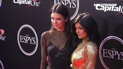 Kardashians WORRIED About Kendall & Kylie Jenner!