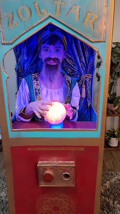 Kid Has Amazing Homemade Zoltar Machine Costume