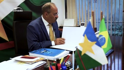 Senador brasileño esconde dinero entre sus nalgas durante requisa