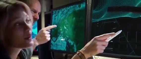 TERJEBAK DI DALAM PIRAMIDA TERTUA DI DUNIA Review lengkap film "THE PYRAMID"(2014)