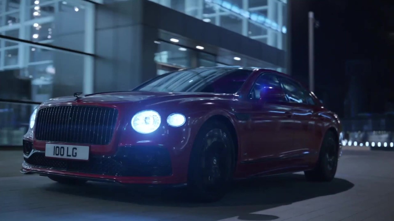 بنتلي فلاينج سبير جاهزة للارتفاع مع محرك V8