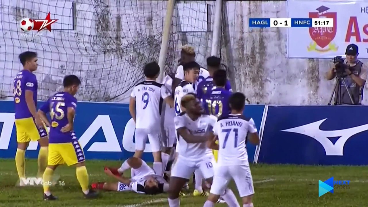Highlights - HAGL - Hà Nội FC - Đại thắng 4 sao, Quang Hải khiến Văn Toàn -ôm hận- - NEXT SPORTS