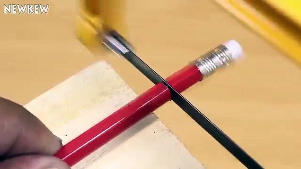 Amazing ,Pencil In ,Finger Magic ,Trick ,- Finger Cutting, Magic Trick