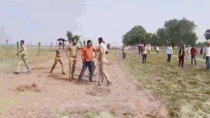 下载视频: Uproar in UP over Ballia shootout, main accused absconding