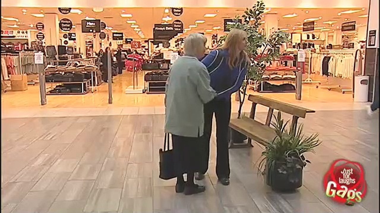 Sleeping_Grandma_Prank(360p)
