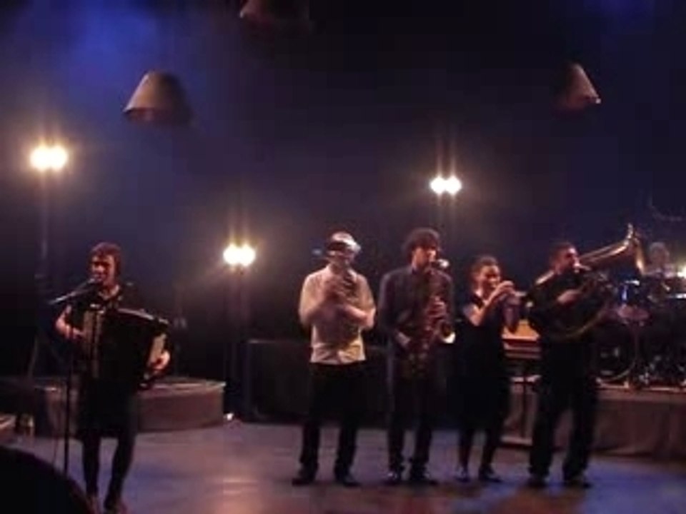 Les Blérots de R.A.V.E.L. : "Les Poules"