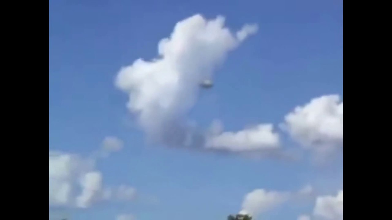 Ovni explota en el cielo  Real