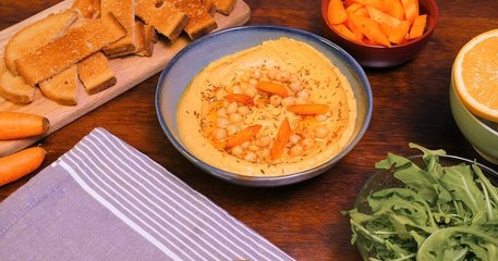 Innovez le traditionnel houmous avec de savoureuses carottes et du St Môret