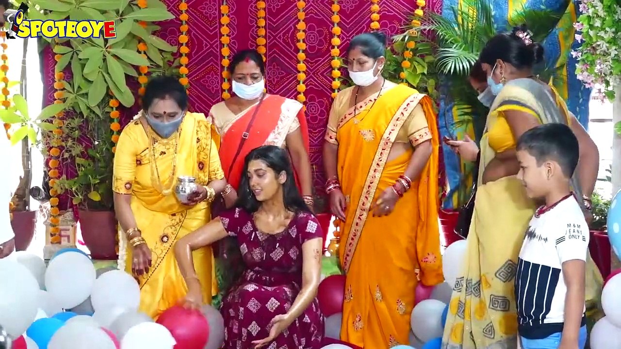 Digangana Suryavanshi Celebrated Her 23rd Birthday With Family | SpotboyE