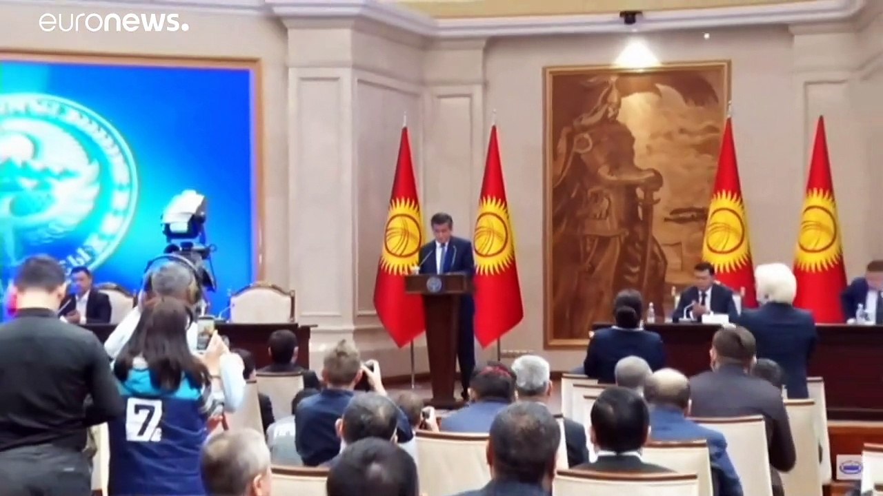 Machtwechsel: Schaparow erklärt sich zum Übergangspräsidenten