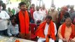 मलमास के अंतिम दिवस पर चिंता हरण मंदिर के भंडारे में पहुंचे मेहनौन विधायक विनय कुमार द्विवेदी