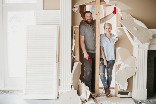 Erin Napier Just Sneakily Revealed That Home Town Season 5 Will Debut in January