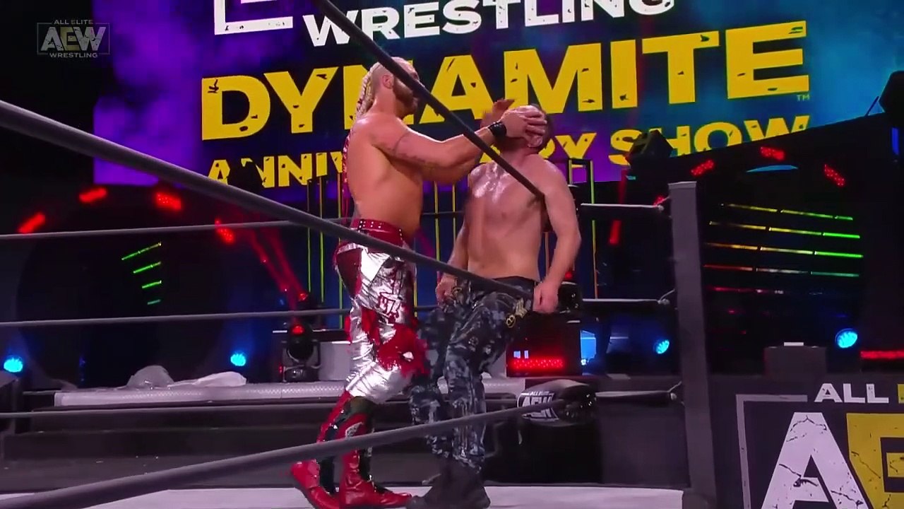 Jon Moxley vs. Lance Archer