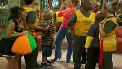 The Suite Life Of Zack And Cody S02E13 - Bowling