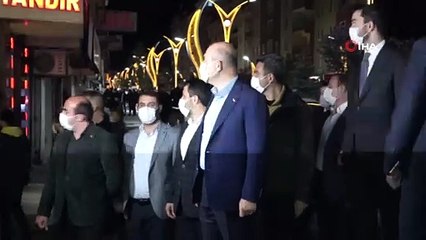 Bakan Soylu, gece yarısı Hakkari caddelerinde