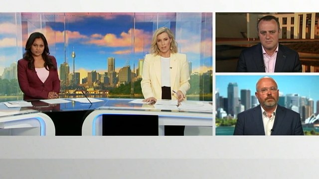 17 New Zealanders caught entering Melbourne