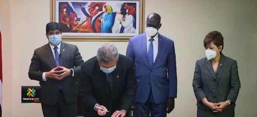 tn7-Presidentes-de-los-supremos-poderes-firman-manifiesto-para-llamar-al-diálogo-161020