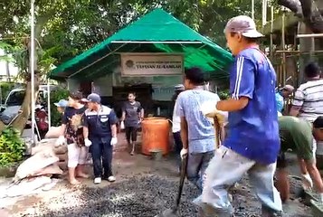 Kerja Bakti Warga Membangun Sarana Rumah Yatim Al Kamilah