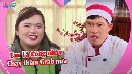 Lương không đủ sống, 'bóng hồng' công nhân chạy xe ôm ban đêm để có thể CÁN ĐÁNG gia đình