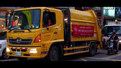 TAIWAN'S TRASH TRUCKS EXPLAINED TO YOU